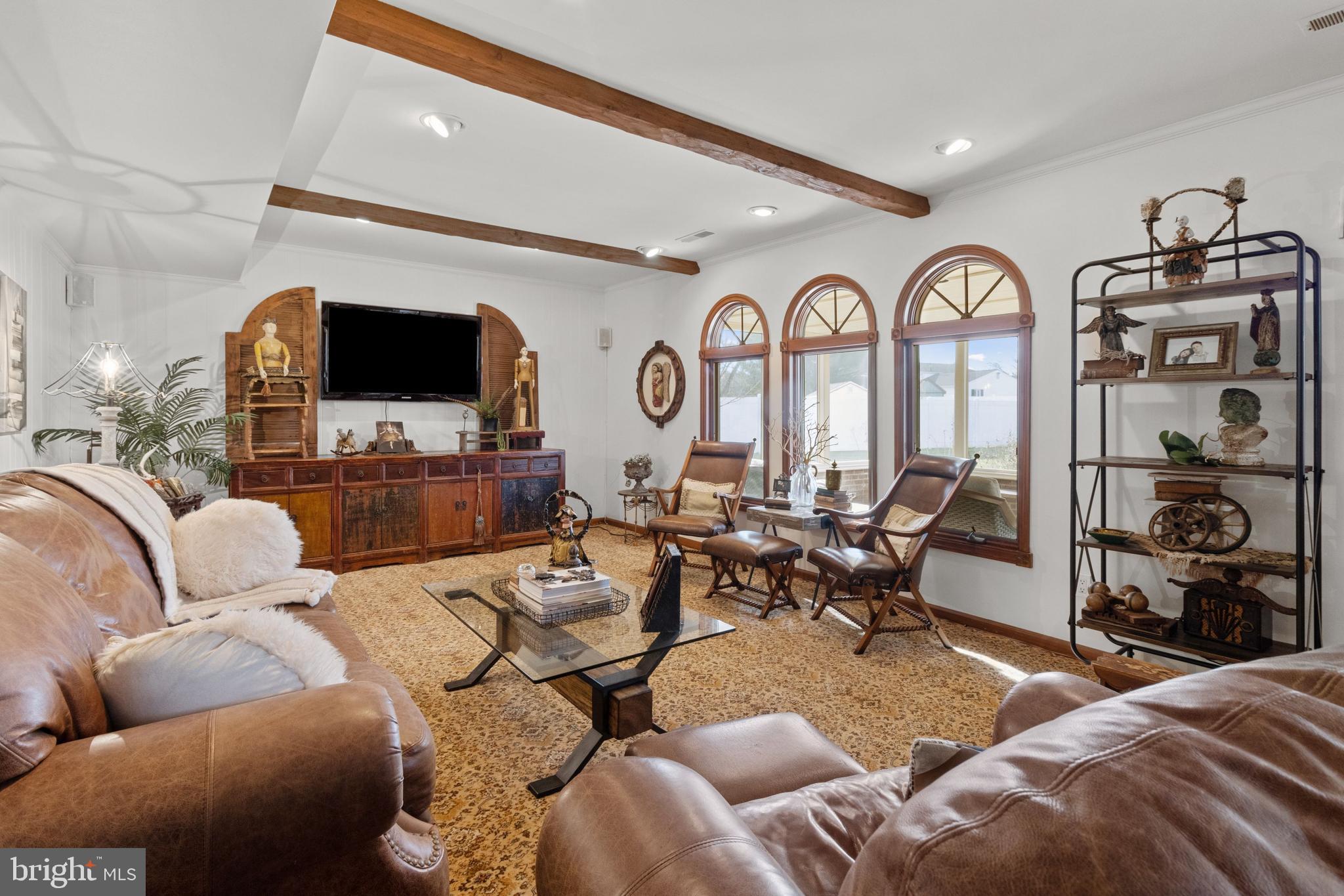 63 Lempa Road Southampton, PA 18966 - Photo 16 of 38 Family Room
