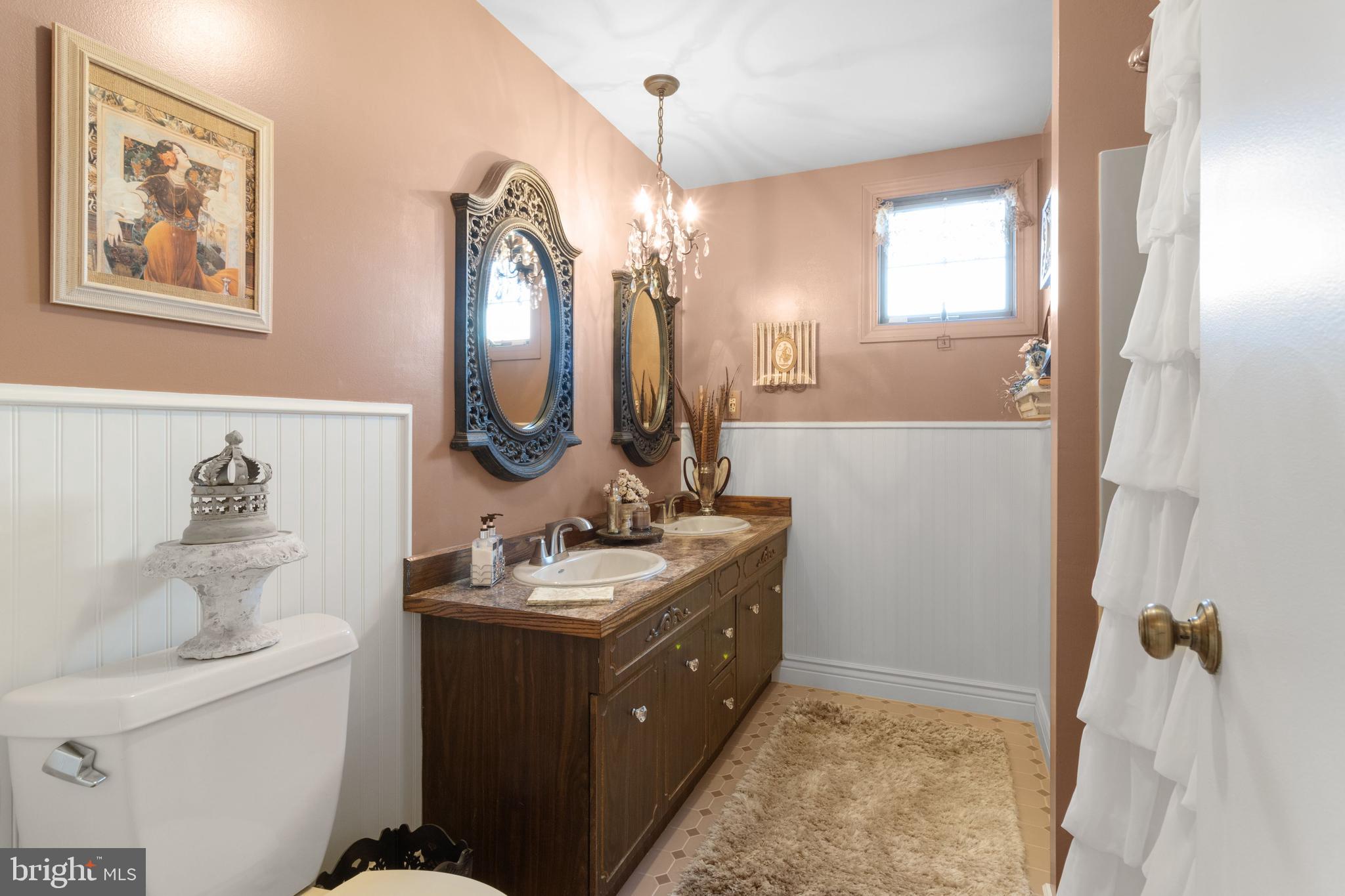 63 Lempa Road Southampton, PA 18966 - Photo 28 of 38 2nd Full Bathroom
