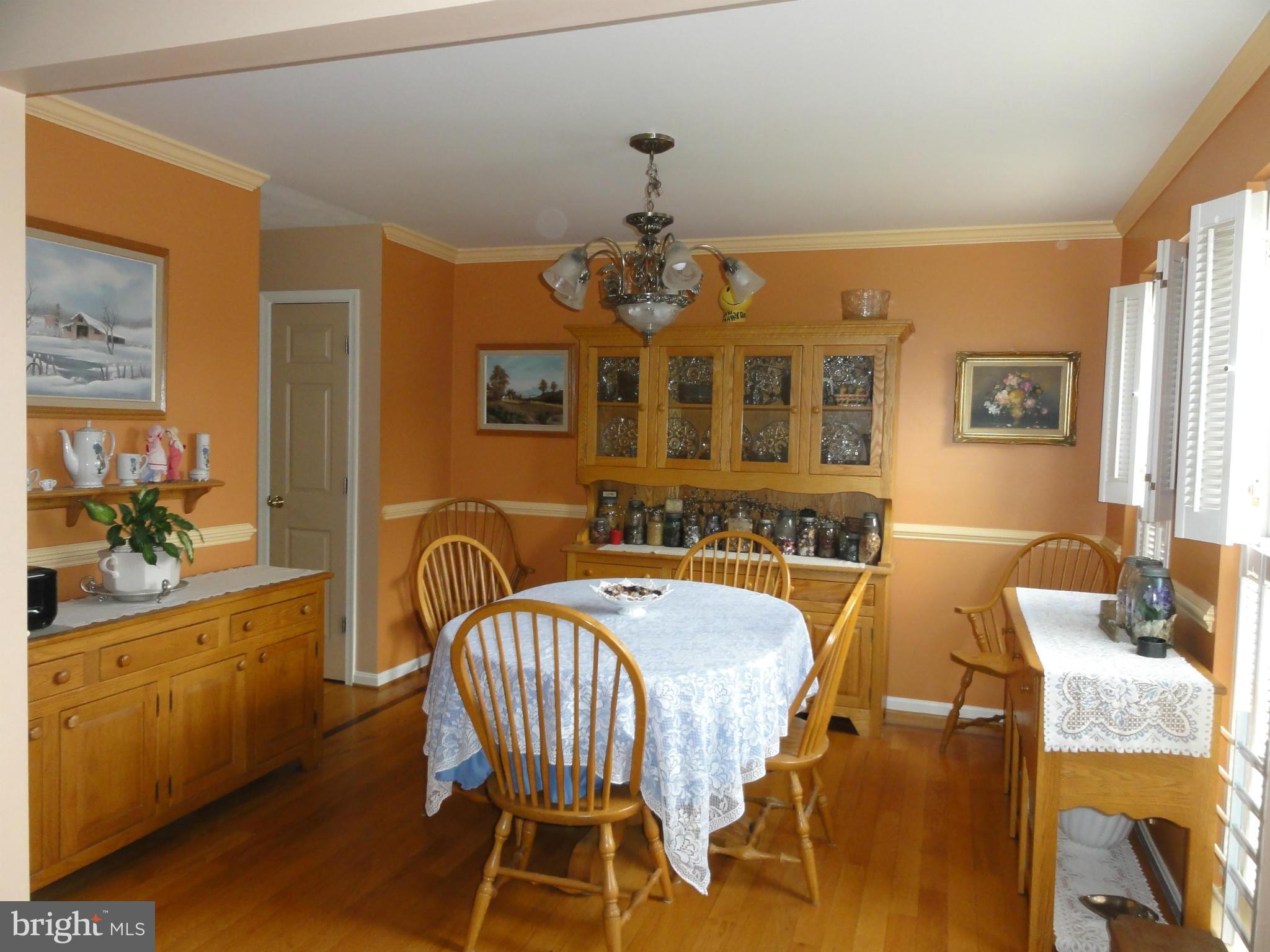 636 Cleveland Road Linthicum, MD 21090 - Photo 4 of 26 Dining Room