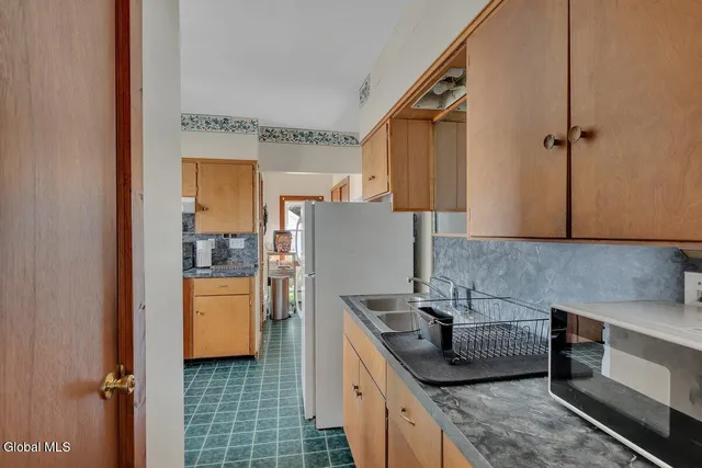 $289,900 | 6 Marion Avenue, South Glens Falls, NY 12803