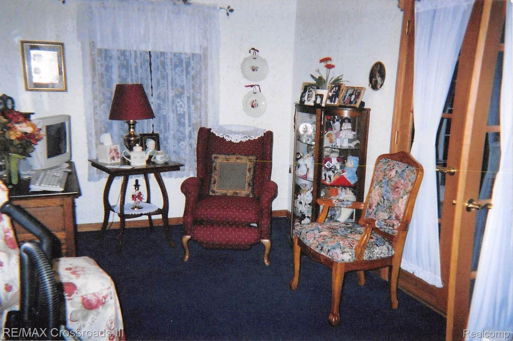 21850 Prince Road Belleville, MI 48111 - Photo 9 of 31 i0017.jpg
