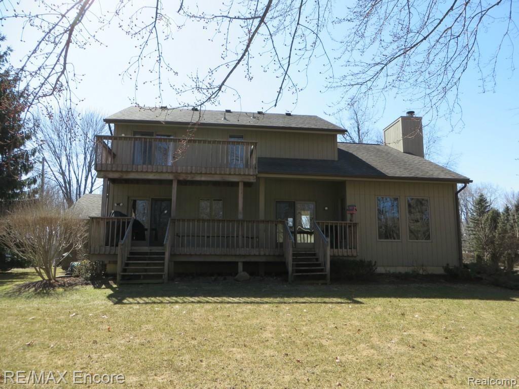 1015 Enfield Road Rochester Hills, MI 48307 - Photo 2 of 32