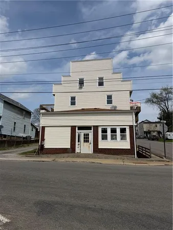$335,000 | 1000 Grant Avenue, East Butler, PA 16029