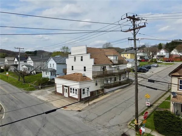 $335,000 | 1000 Grant Avenue, East Butler, PA 16029