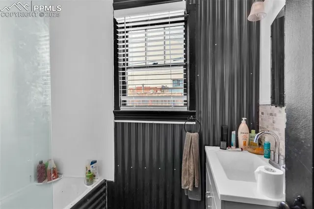 $425,000 | 621 Royal Gorge Boulevard, Canon City, CO 81212