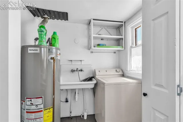 $425,000 | 621 Royal Gorge Boulevard, Canon City, CO 81212