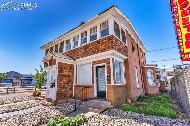 $425,000 | 621 Royal Gorge Boulevard, Canon City, CO 81212
