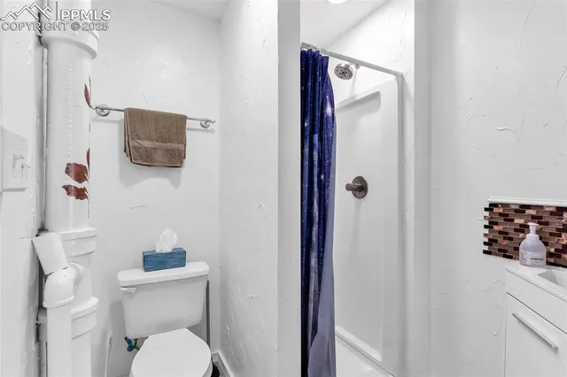 $425,000 | 621 Royal Gorge Boulevard, Canon City, CO 81212