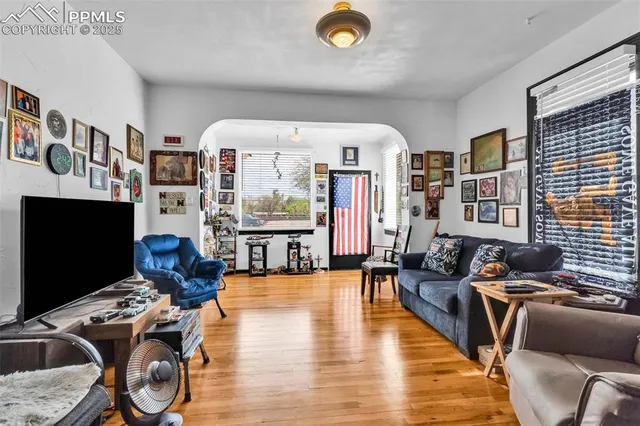 $425,000 | 621 Royal Gorge Boulevard, Canon City, CO 81212