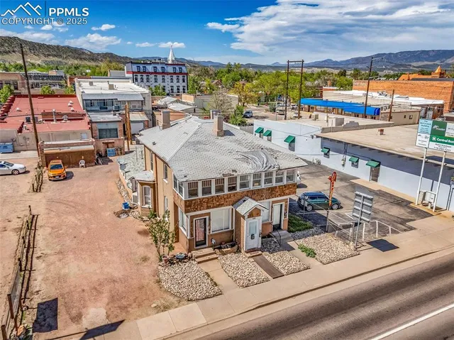 $425,000 | 621 Royal Gorge Boulevard, Canon City, CO 81212