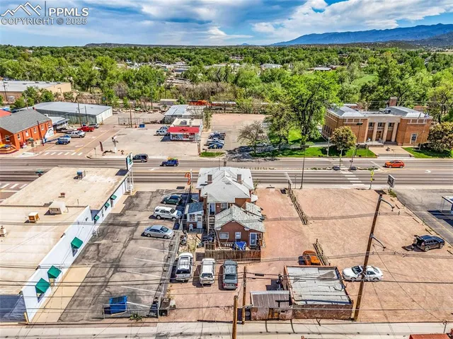 $425,000 | 621 Royal Gorge Boulevard, Canon City, CO 81212