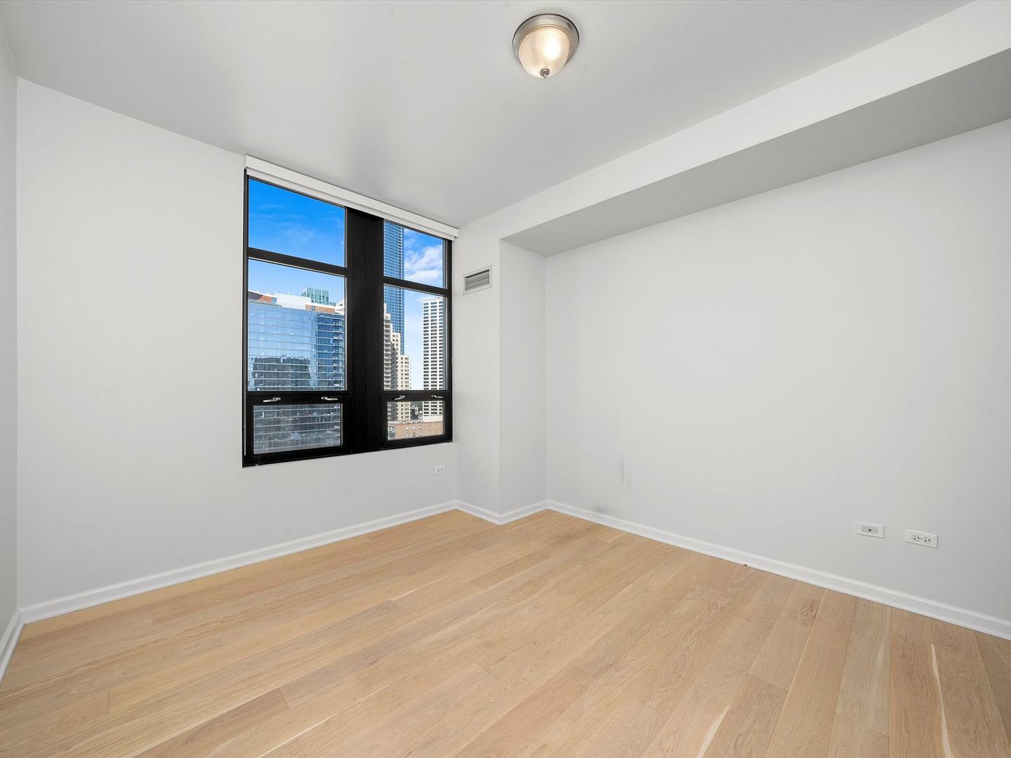 1255 South State Street, Unit 1703 Chicago, IL 60605 - Photo 16 of 27