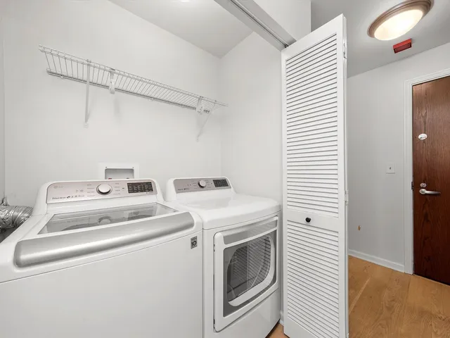 $4,000 | 1255 South State Street, Unit 1703, Chicago, IL 60605