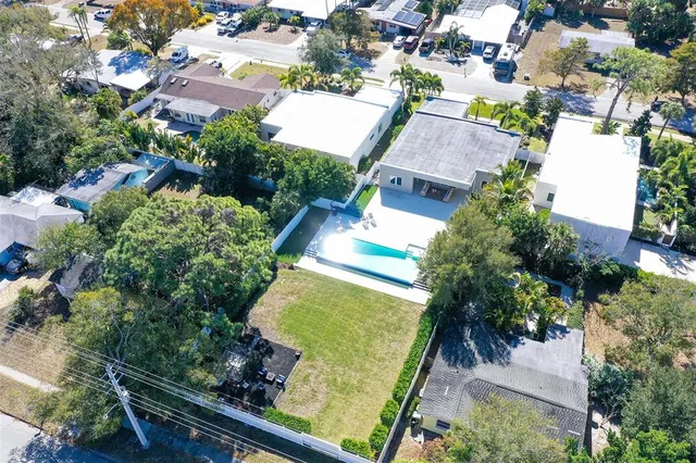 $2,290,000 | 2215 Datura Street, Sarasota, FL 34239