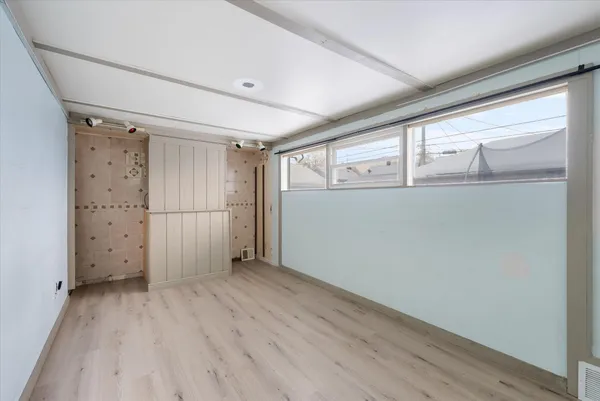 $299,999 | 1217 North Avenue, Sheboygan, WI 53083