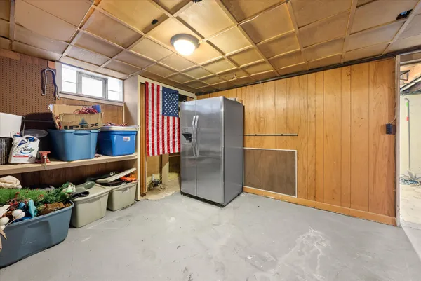 $299,999 | 1217 North Avenue, Sheboygan, WI 53083