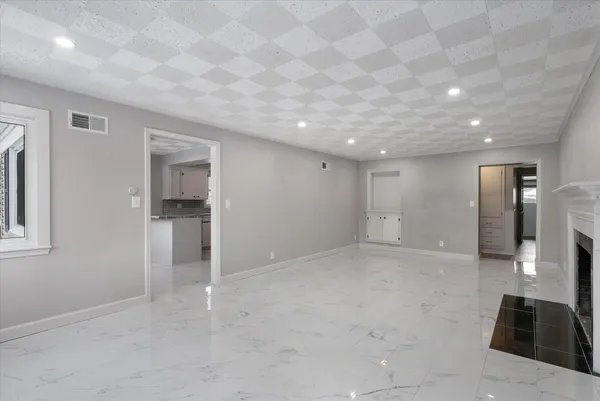 $299,999 | 1217 North Avenue, Sheboygan, WI 53083