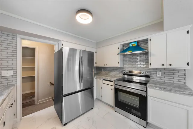 $320,000 | 1217 North Avenue, Sheboygan, WI 53083