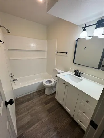 $1,275 | 7300 Comanche Trail, Unit 2, Lake Worth, TX 76135