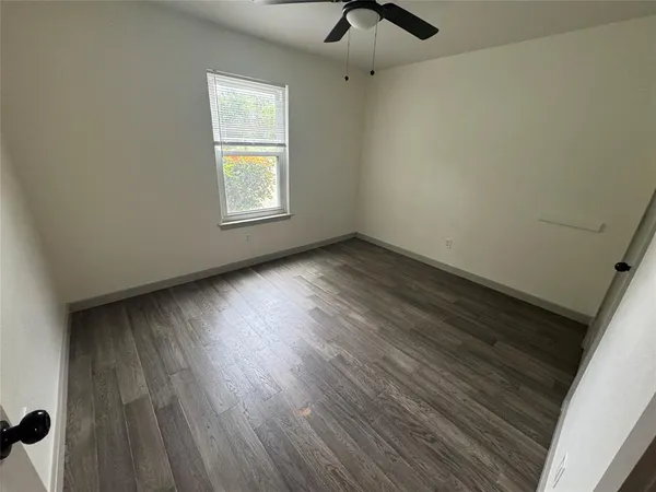 $1,275 | 7300 Comanche Trail, Unit 2, Lake Worth, TX 76135
