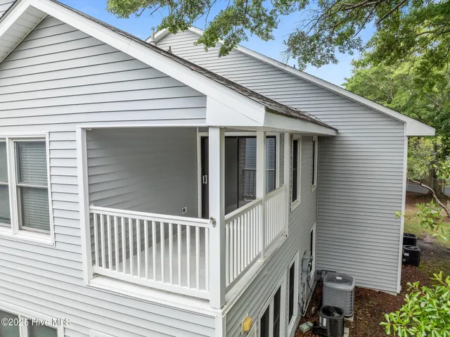 $147,000 | 123 West Victoria Court, Unit F, Greenville, NC 27834