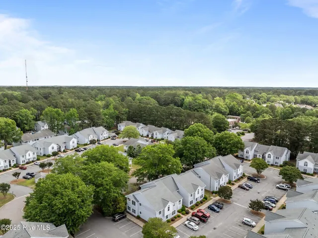 $147,000 | 123 West Victoria Court, Unit F, Greenville, NC 27834