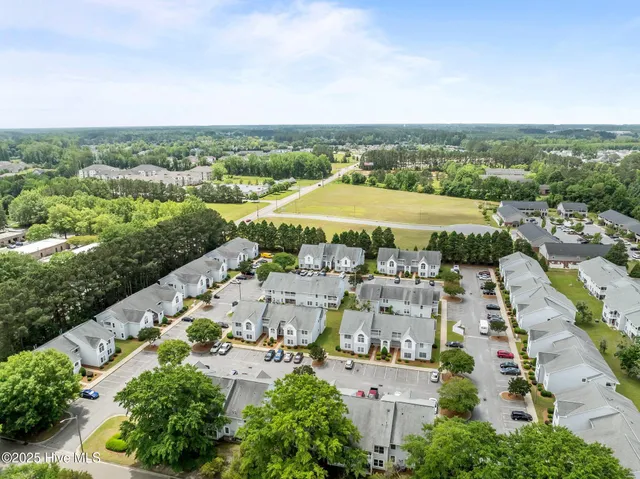 $147,000 | 123 West Victoria Court, Unit F, Greenville, NC 27834