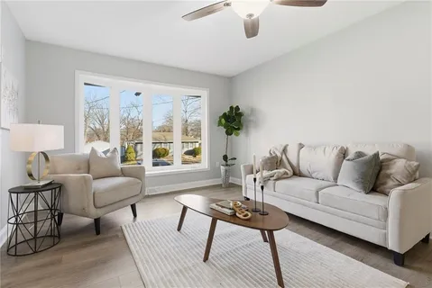 $238,988 | 914 Madison Street, Leavenworth, KS 66048