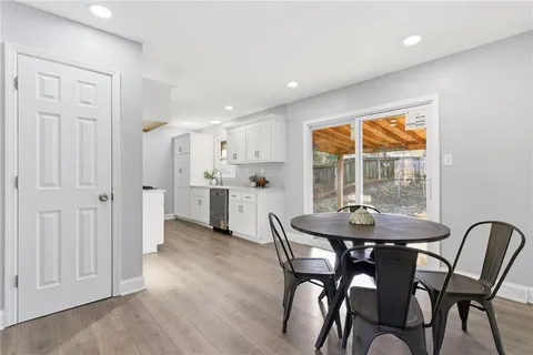 $238,988 | 914 Madison Street, Leavenworth, KS 66048