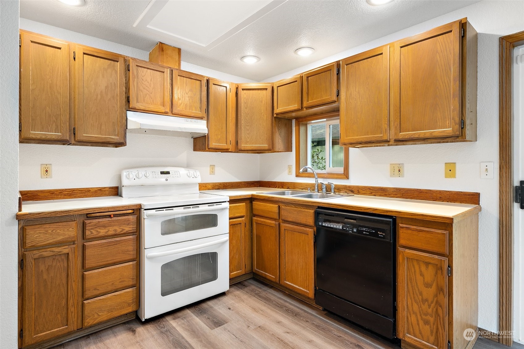 101 East Merioneth Road Shelton, WA 98584 - Photo 8 of 25 Gallery Image 8