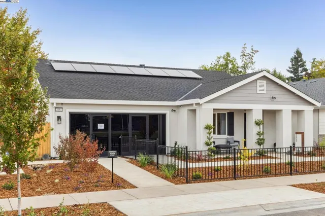 $509,900 | 2652-2652 Wesley Way, Chico, CA 95973