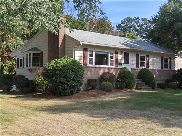 7 Sylvia Road North Reading, MA 01864 - Photo 2 of 19 Gallery Image 2