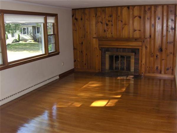 7 Sylvia Road North Reading, MA 01864 - Photo 6 of 19 Gallery Image 6