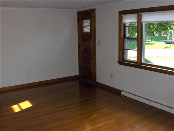 7 Sylvia Road North Reading, MA 01864 - Photo 7 of 19 Gallery Image 7