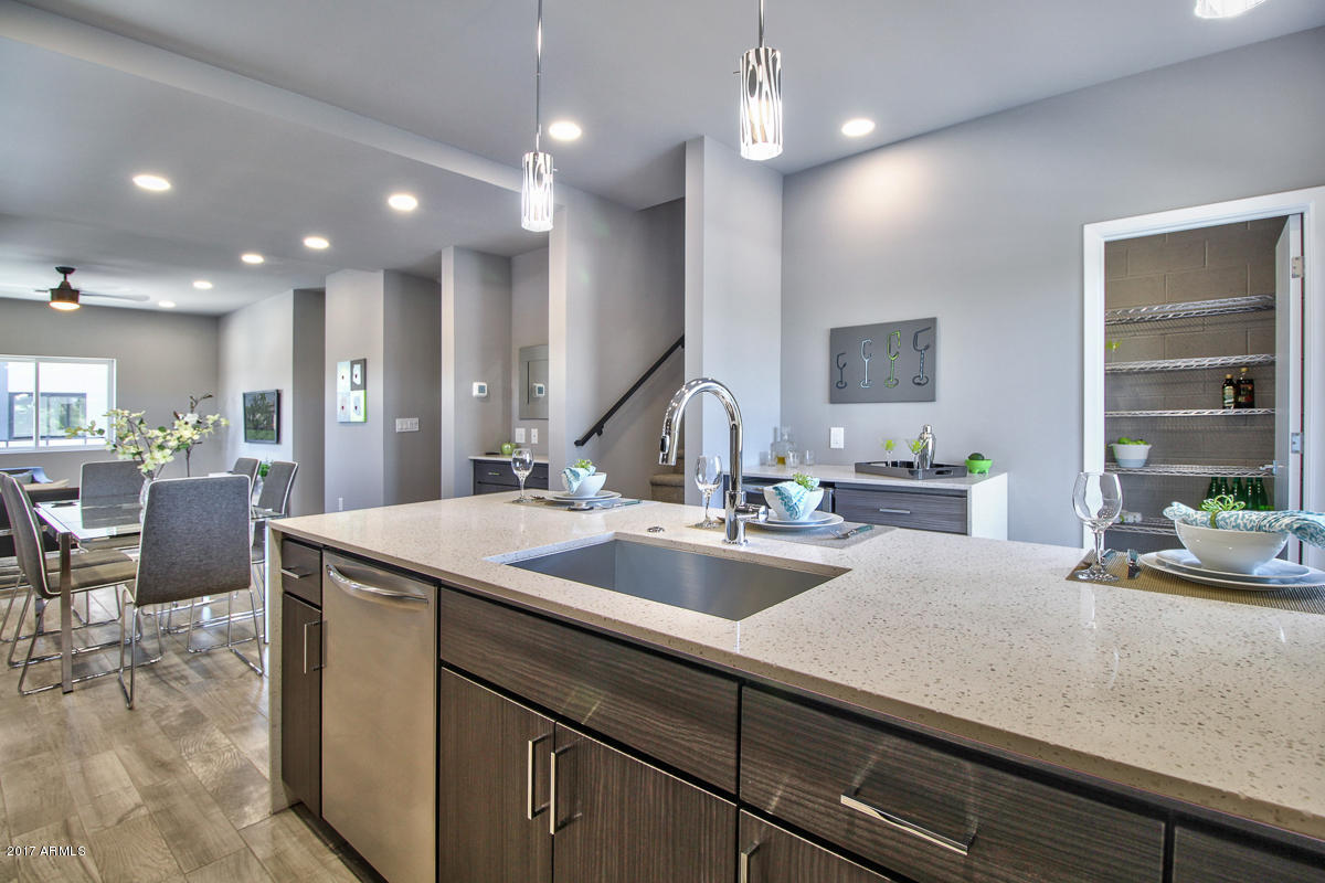 2727 East Thomas Road, Unit 5 Phoenix, AZ 85016 - Photo 13 of 34 2727-E-Thomas-21