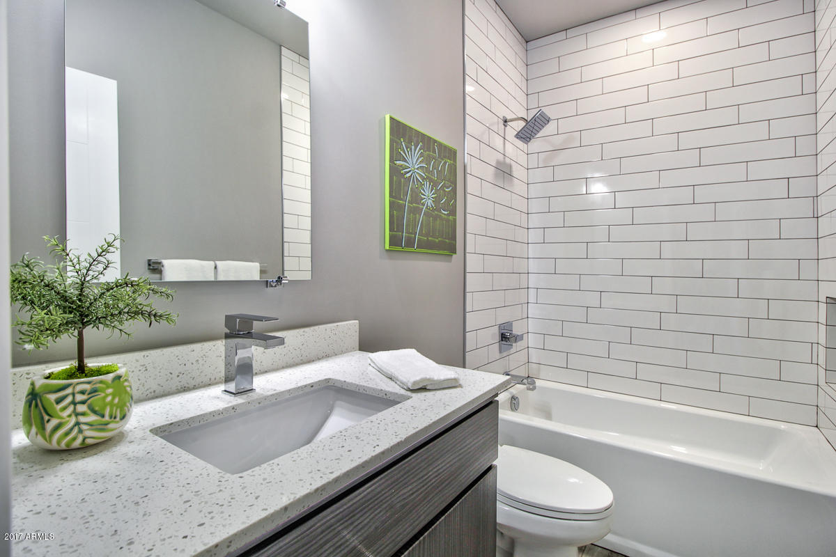 2727 East Thomas Road, Unit 5 Phoenix, AZ 85016 - Photo 26 of 34 2727-E-Thomas-34