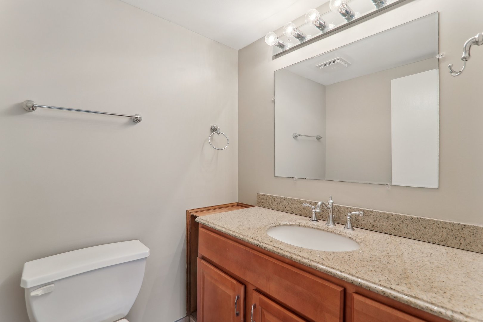 9200 South Pulaski Road, Unit 1W Oak Lawn, IL 60453 - Photo 19 of 31