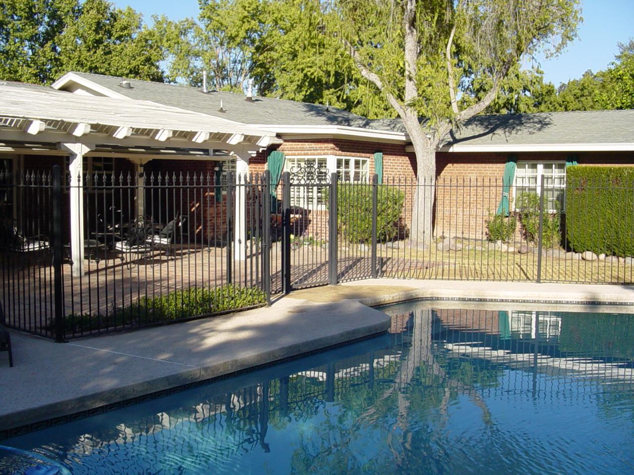 35 East Lawrence Road Phoenix, AZ 85012 - Photo 11 of 14 Pool