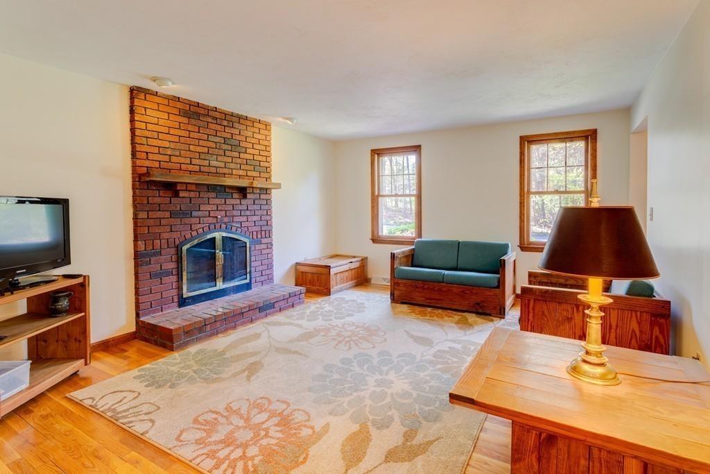 25 Young Road Foxboro, MA 02035 - Photo 12 of 41 Gallery Image 12
