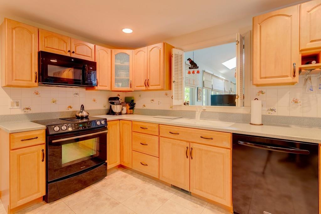 25 Young Road Foxboro, MA 02035 - Photo 2 of 41 Gallery Image 2