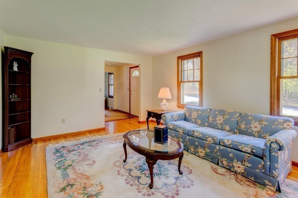 25 Young Road Foxboro, MA 02035 - Photo 5 of 41 Gallery Image 5
