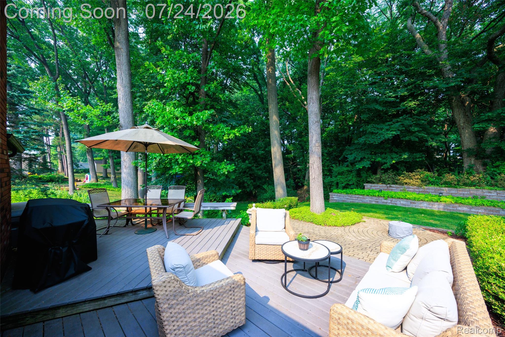 344 Shagbark Drive Rochester, MI 48309 - Photo 34 of 42 344 Shagbark 41.jpg