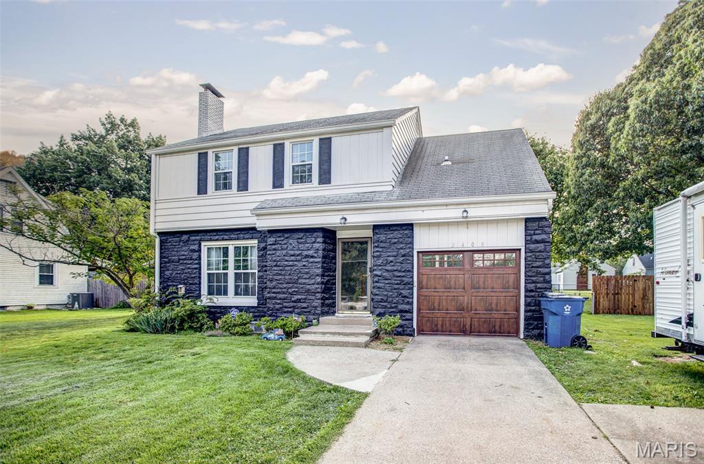 2408 Alby Street Alton, IL 62002 - Photo 1 of 49