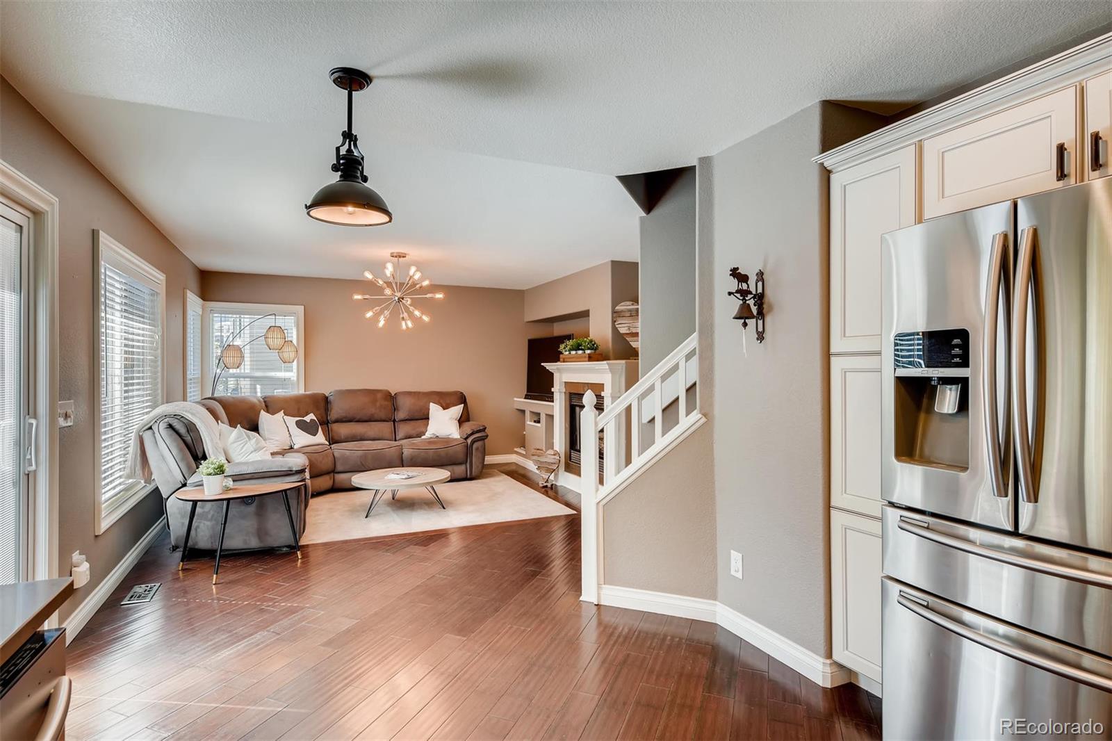 9690 Sydney Lane Highlands Ranch, CO 80130 - Photo 9 of 27 Gallery Image 9