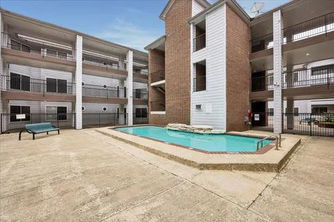 $439,900 | 501 West 26th Street, Unit 121, Austin, TX 78705