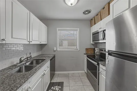 $309,900 | 2813 59th Avenue North, St. Petersburg, FL 33714