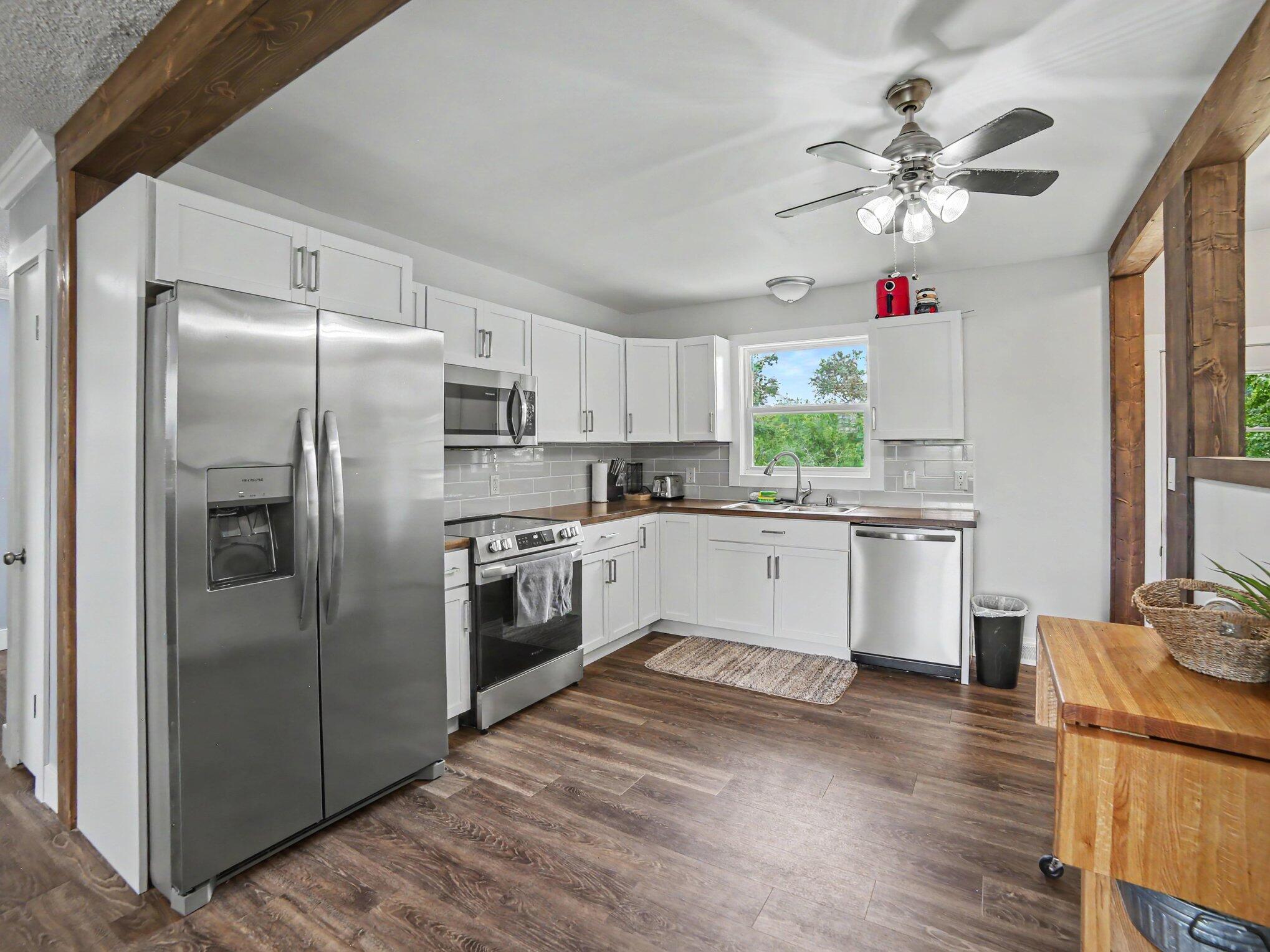 2209 East Madison Road Hart, MI 49420 - Photo 9 of 31 009_file_6813