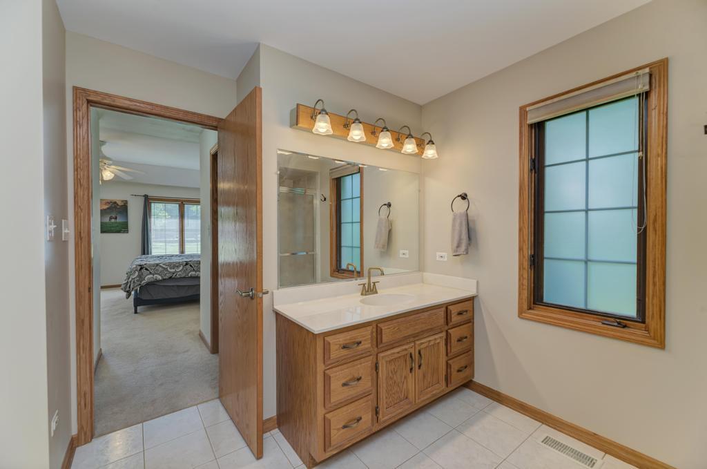 24031 South Schoolhouse Road Manhattan, IL 60442 - Photo 32 of 44