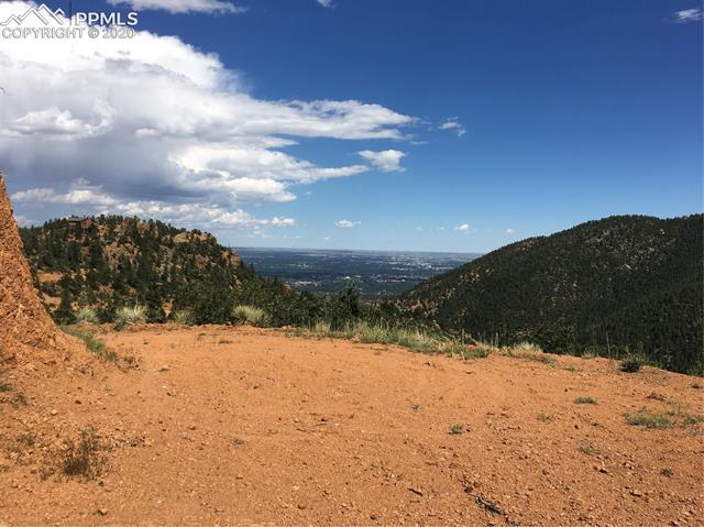 351 Day Spring View Manitou Springs, CO 80829 - Photo 3 of 19