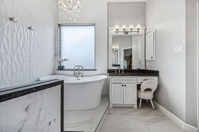 $630,000 | 138 Creekside Drive, Murphy, TX 75094